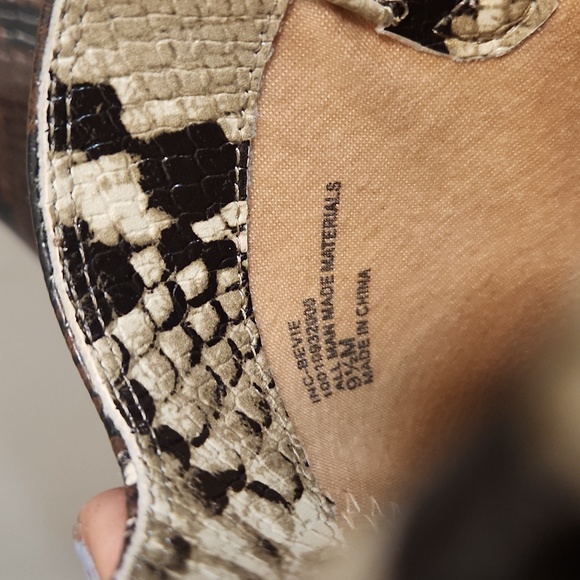 Cowgirl Boots Snake Print, 9.5 - Picture 9 of 13